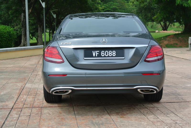 Mercedes-Benz E 250 Avantgarde - 10