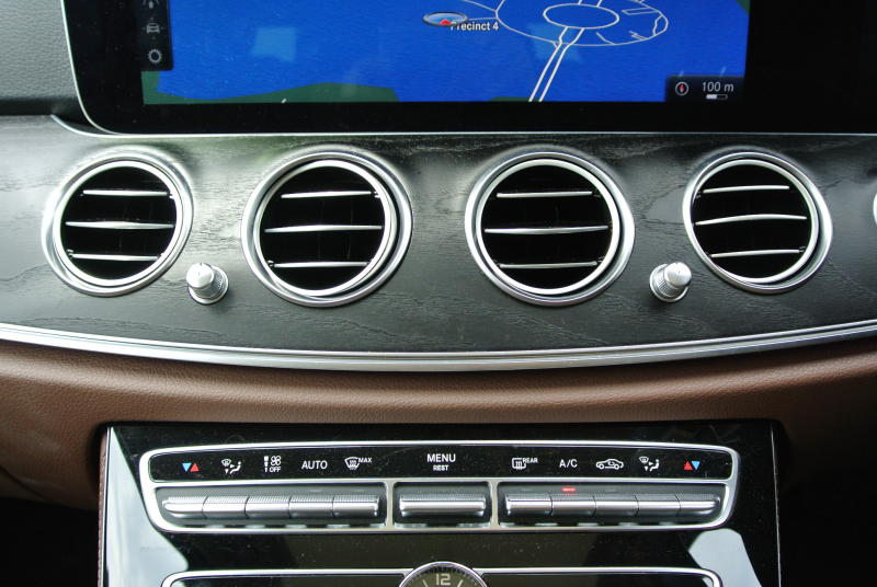 Mercedes-Benz E 250 Avantgarde - 31