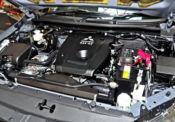 Mitsubishi Triton Adventure X with MIVEC turbodiesel - 07