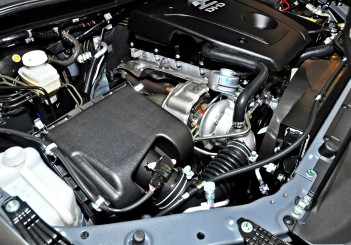 Mitsubishi Triton Adventure X with MIVEC turbodiesel - 09
