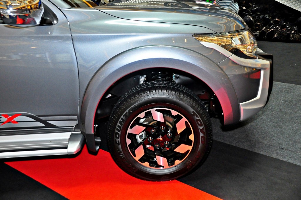 Mitsubishi Triton Adventure X with MIVEC turbodiesel - 15