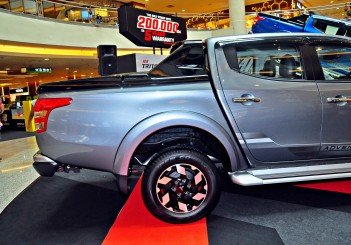 Mitsubishi Triton Adventure X with MIVEC turbodiesel - 16