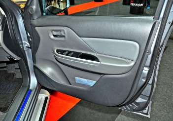 Mitsubishi Triton Adventure X with MIVEC turbodiesel - 18