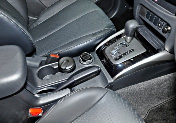 Mitsubishi Triton Adventure X with MIVEC turbodiesel - 24