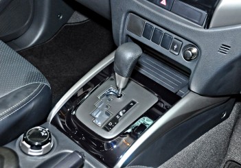 Mitsubishi Triton Adventure X with MIVEC turbodiesel - 25