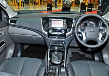 Mitsubishi Triton Adventure X with MIVEC turbodiesel - 33
