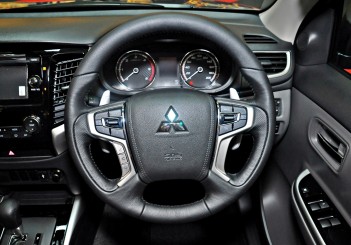 Mitsubishi Triton Adventure X with MIVEC turbodiesel - 35