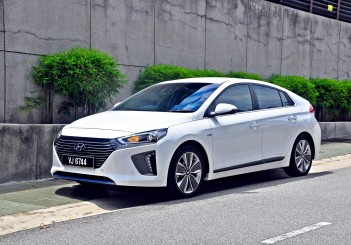 Hyundai Ioniq HEV Plus - 02