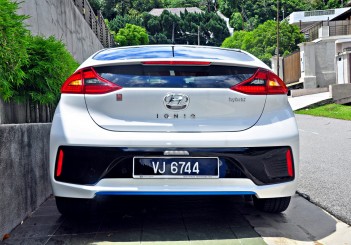 Hyundai Ioniq HEV Plus - 05