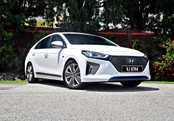 Hyundai Ioniq HEV Plus - 07
