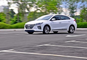 Hyundai Ioniq HEV Plus - 103