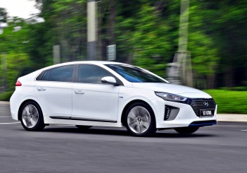 Hyundai Ioniq HEV Plus - 113