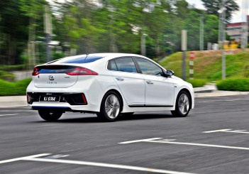 Hyundai Ioniq HEV Plus - 114