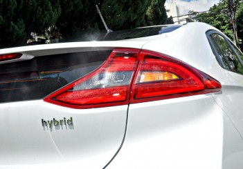 Hyundai Ioniq HEV Plus - 20