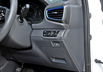 Hyundai Ioniq HEV Plus - 32