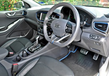 Hyundai Ioniq HEV Plus - 35