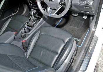 Hyundai Ioniq HEV Plus - 36
