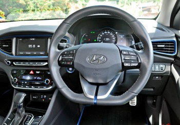 Hyundai Ioniq HEV Plus - 39
