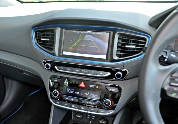 Hyundai Ioniq HEV Plus - 48