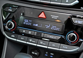 Hyundai Ioniq HEV Plus - 59