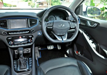 Hyundai Ioniq HEV Plus - 80