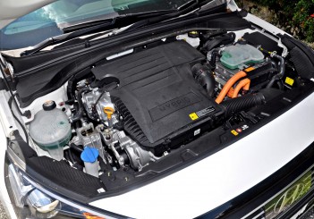 Hyundai Ioniq HEV Plus - 95