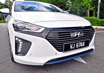 Hyundai Ioniq HEV Plus - 98