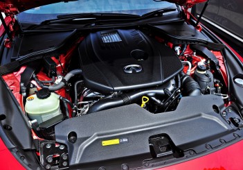 Infiniti Q60 coupe - 11