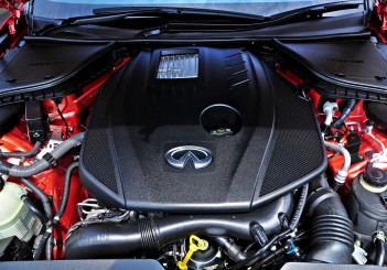 Infiniti Q60 coupe - 13