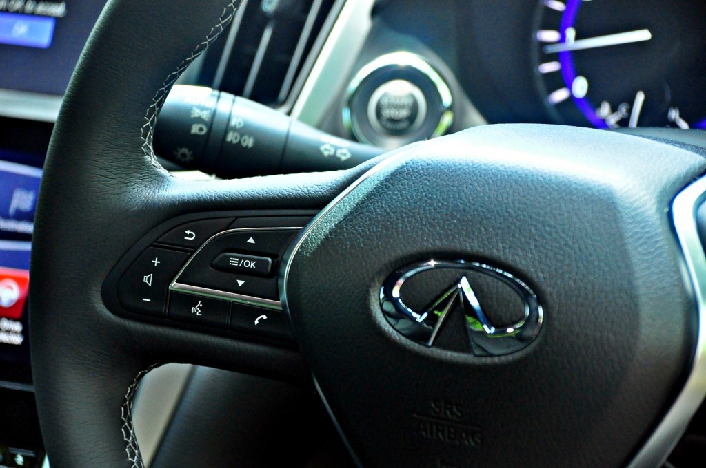 Infiniti Q60 coupe - 48