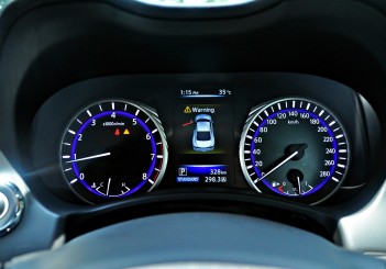 Infiniti Q60 coupe - 54