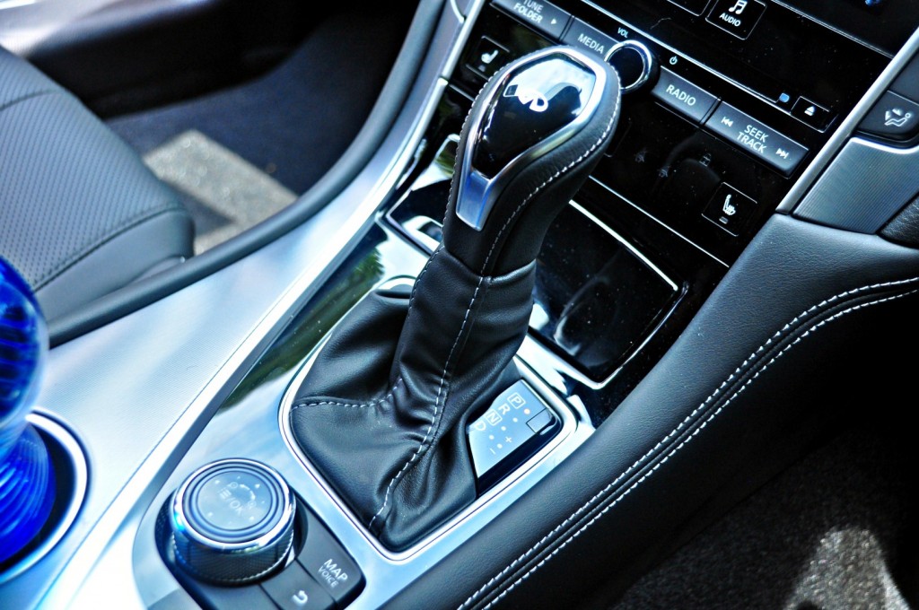 Infiniti Q60 coupe - 59