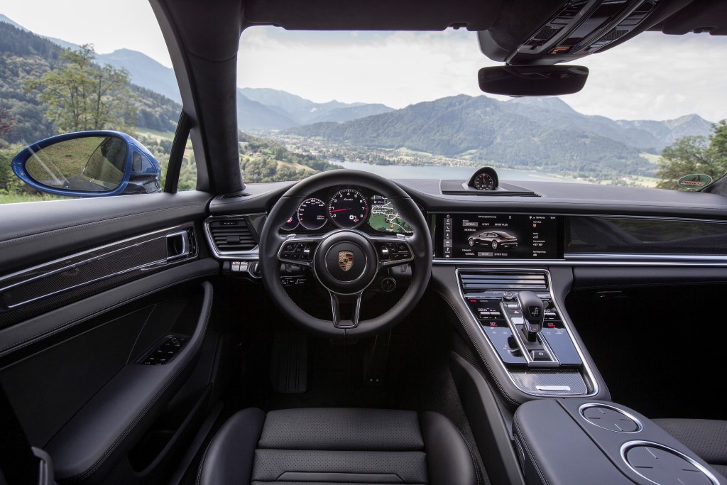 Carsifu 2018 Porsche Panamera Turbo (12)