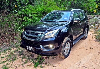 Isuzu mu-X Type-S - 04
