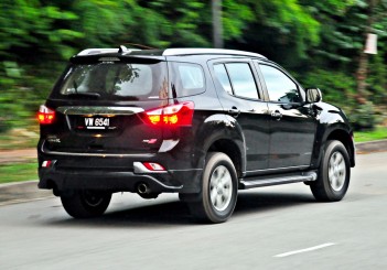 Isuzu mu-X Type-S - 107
