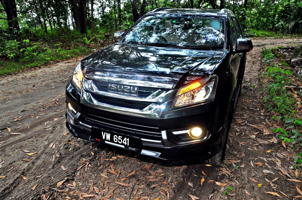 Isuzu mu-X Type-S - 14