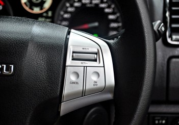 Isuzu mu-X Type-S - 42