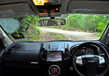 Isuzu mu-X Type-S - 43-2