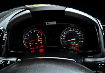 Isuzu mu-X Type-S - 53