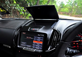 Isuzu mu-X Type-S - 58