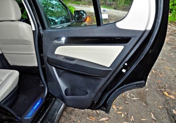Isuzu mu-X Type-S - 78