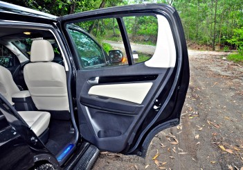 Isuzu mu-X Type-S - 79