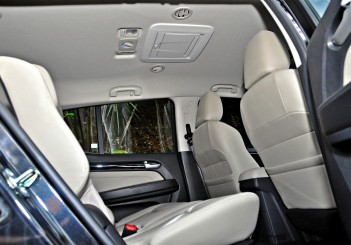 Isuzu mu-X Type-S - 81