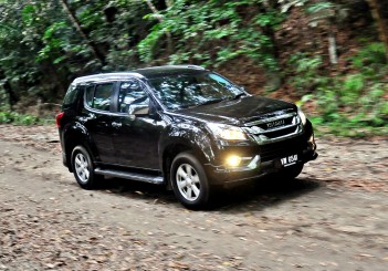 Isuzu mu-X Type-S - 99