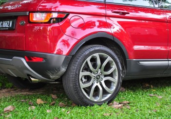 Land Rover Range Rover Evoque - 17