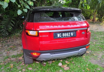 Land Rover Range Rover Evoque - 32