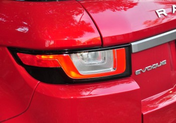 Land Rover Range Rover Evoque - 36