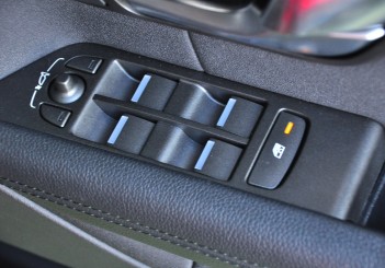 Land Rover Range Rover Evoque - 51