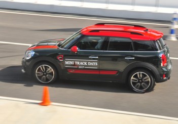 MINI John Cooper Works Countryman - 02