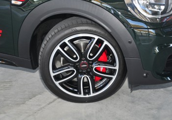 MINI John Cooper Works Countryman - 06